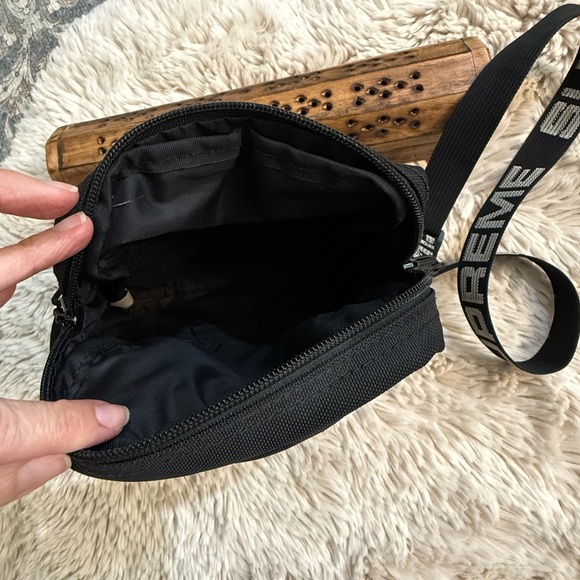 Supreme Cordura Black Crossbody Bag Unisex SS18 - Picture 6 of 13